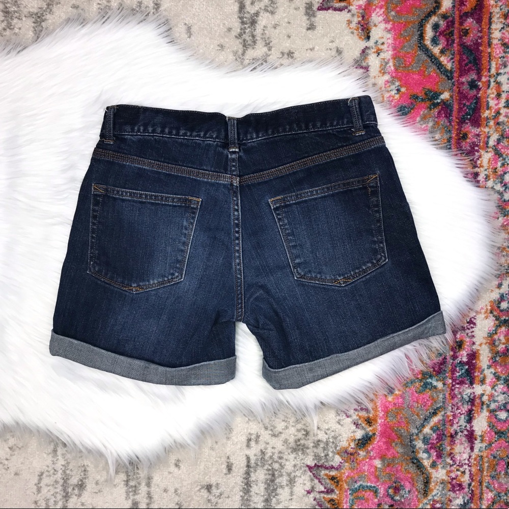 GAP 1969 Sexy Boyfriend Shorts Cuffed Dark Wash - Picture 4 of 8